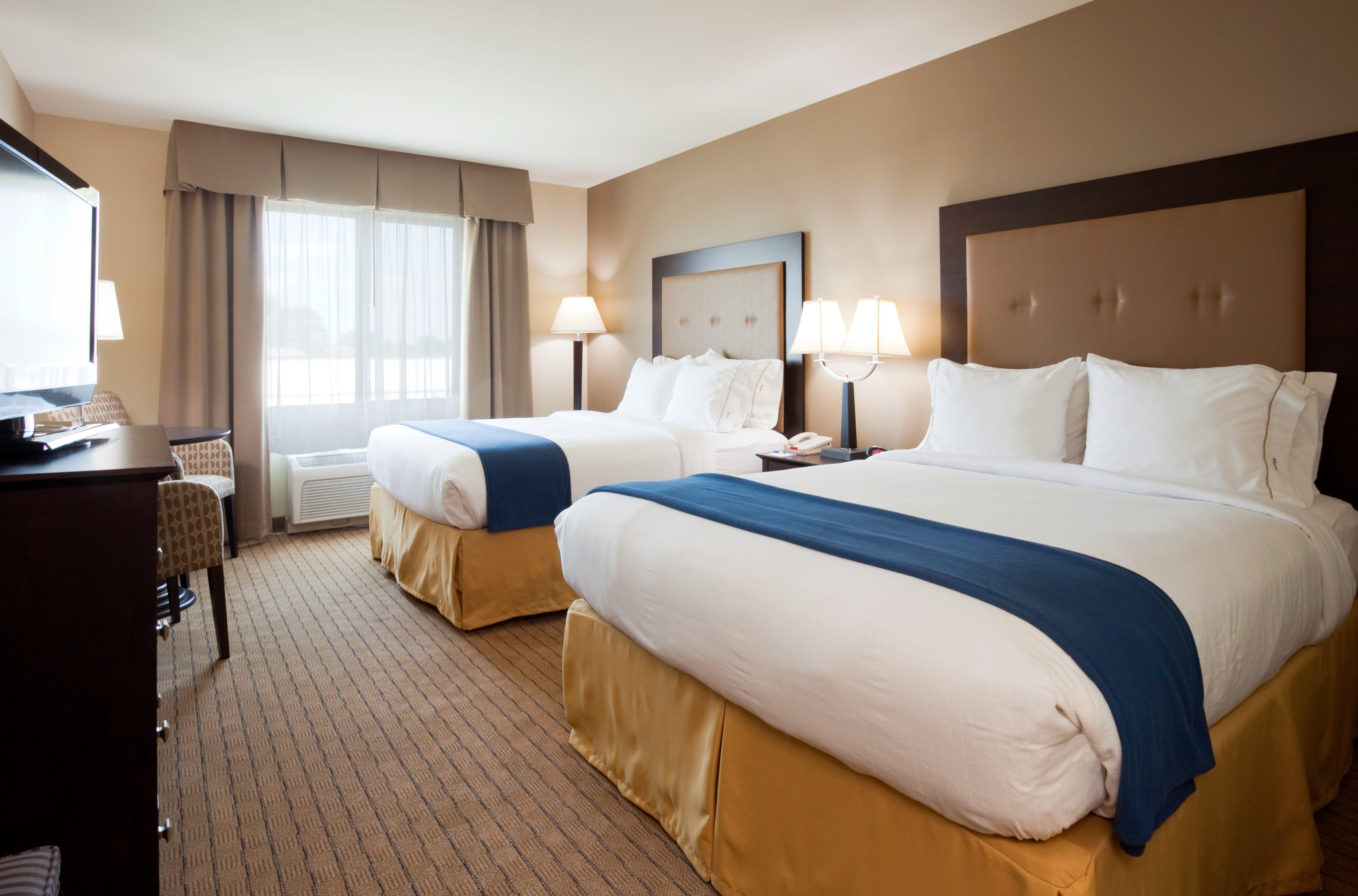 Holiday Inn Express & Suites Madison-Verona By Ihg Extérieur photo